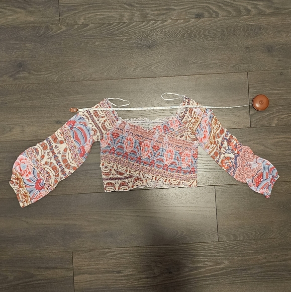 GUESS Wrap Style Crop Top - Picture 5 of 6